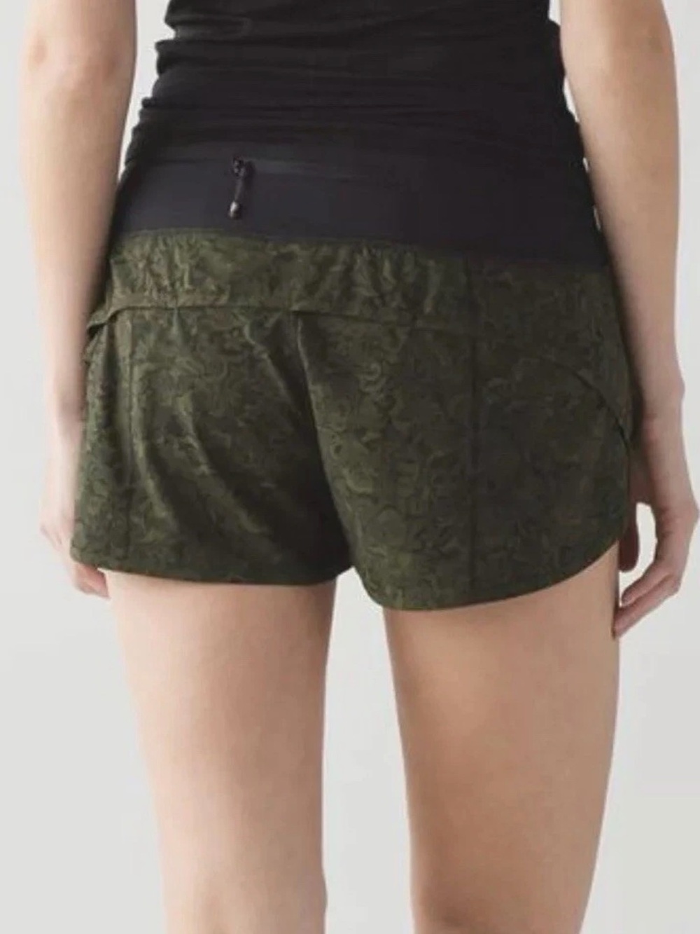 Lululemon Speed Short Run Mini Pencil Lace Brave Olive Black Floral Camo 6 - Picture 2 of 10